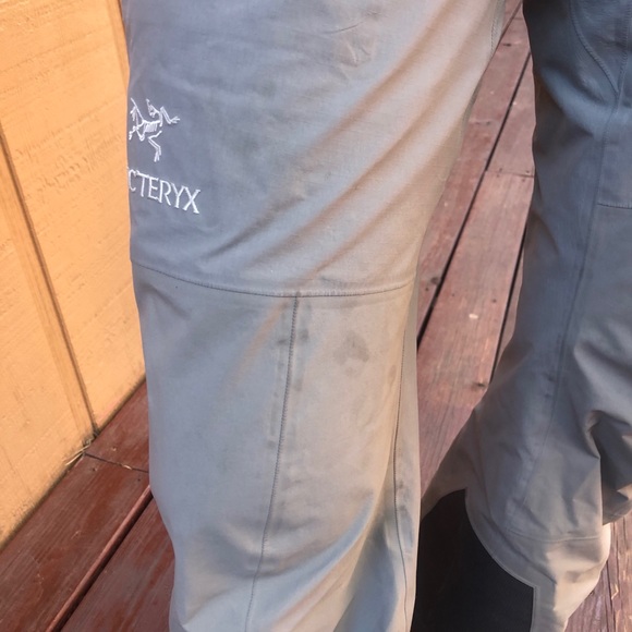 Out of Stock Arc'teryx Alpha AR Pant Womens Medium - Picture 9 of 13